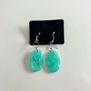 Seafoam green dangle earrings stone bead jewelry brand new